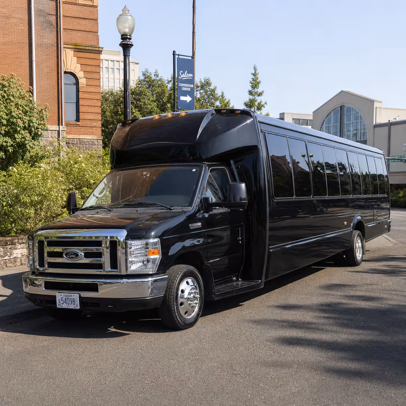 25 Passenger Party Bus