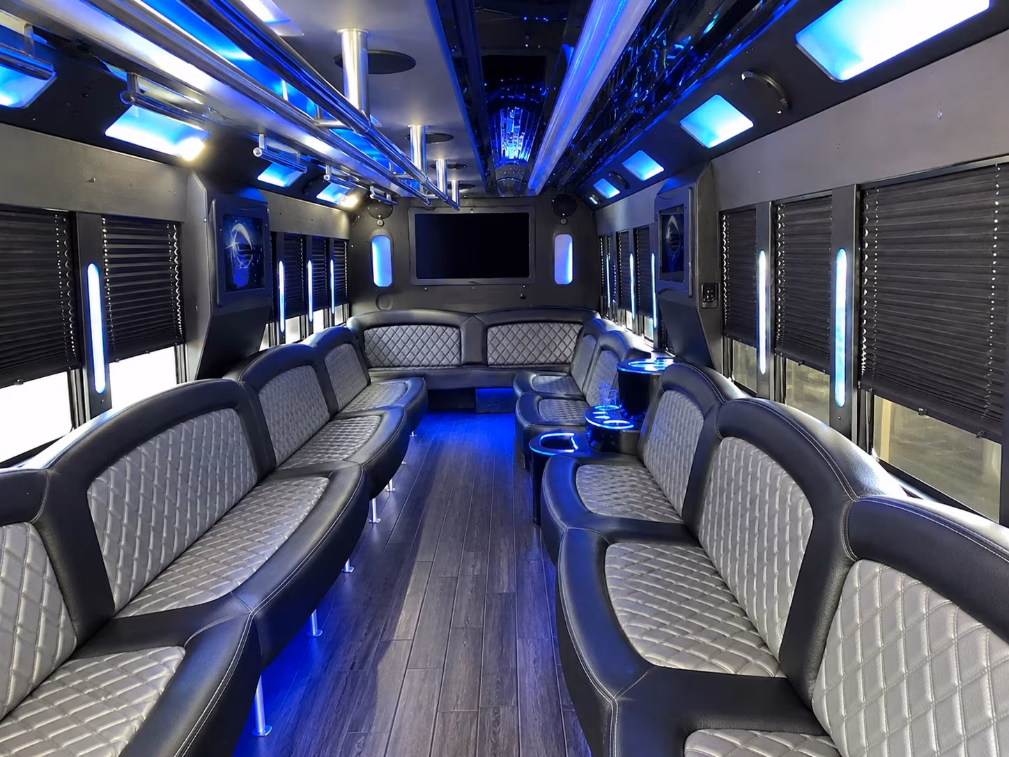 Beaverton Homecoming & Prom Party Bus Rentals