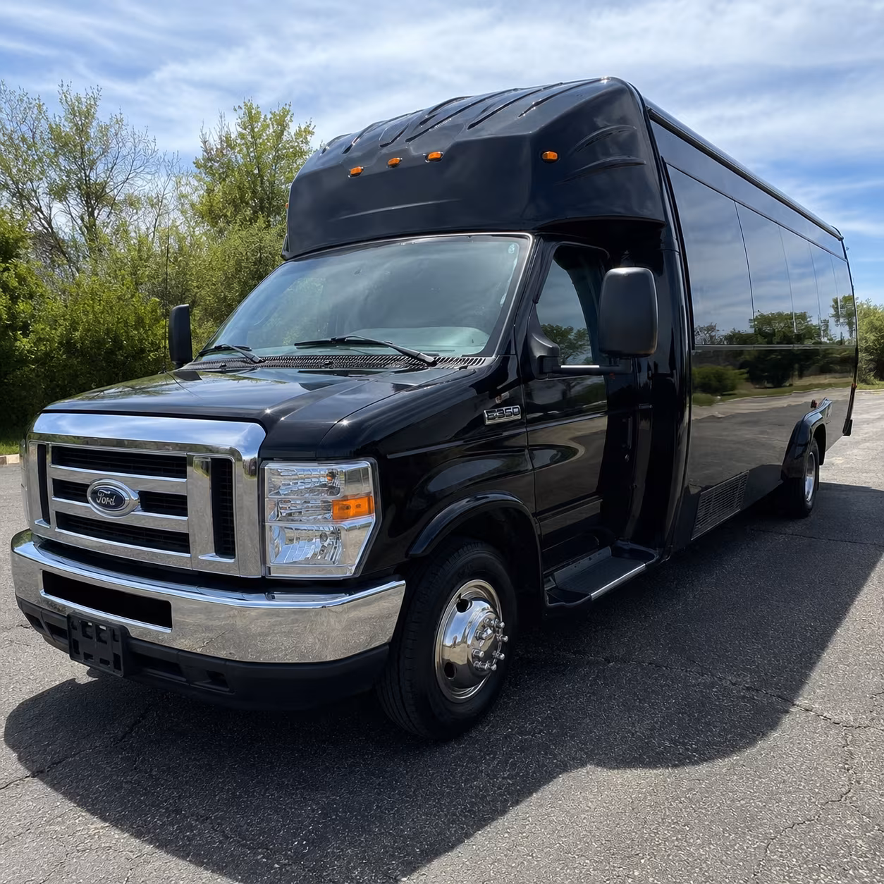 Beaverton Winery Tour & Pub Crawl Transportation