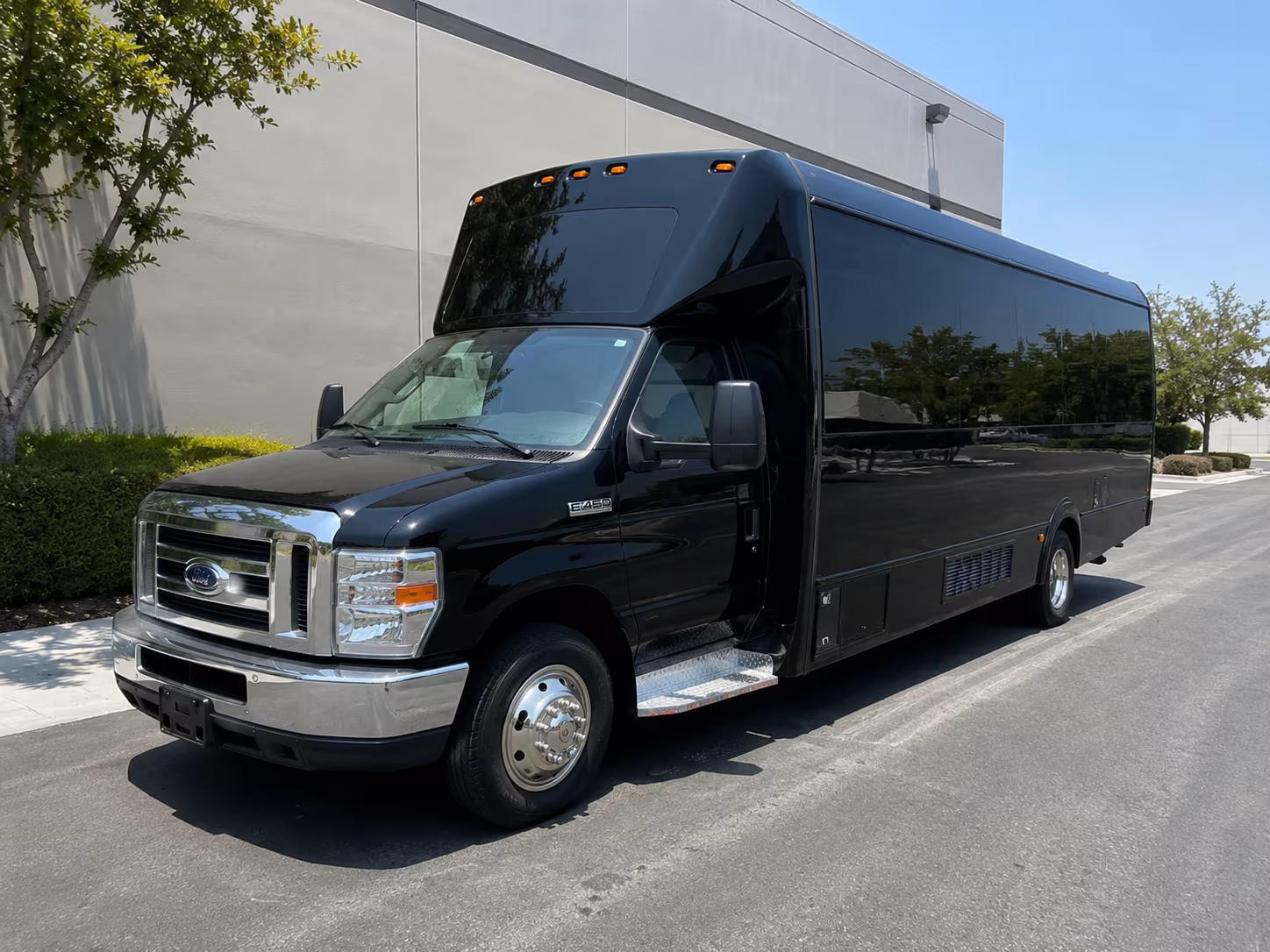 Salem Bachelor & Bachelorette Transportation pickup coordination