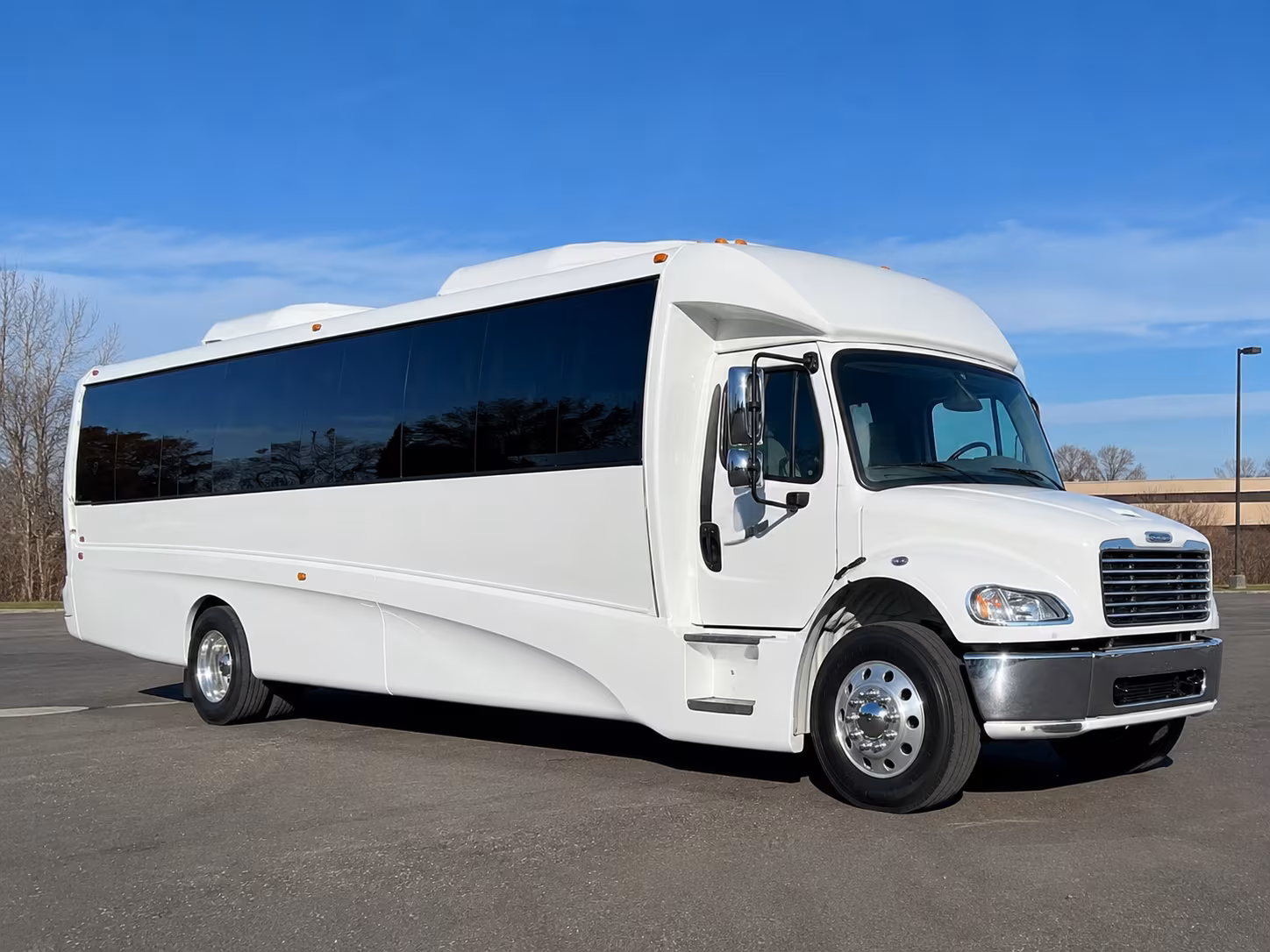 Salem Winery Tour & Pub Crawl Transportation party bus exterior